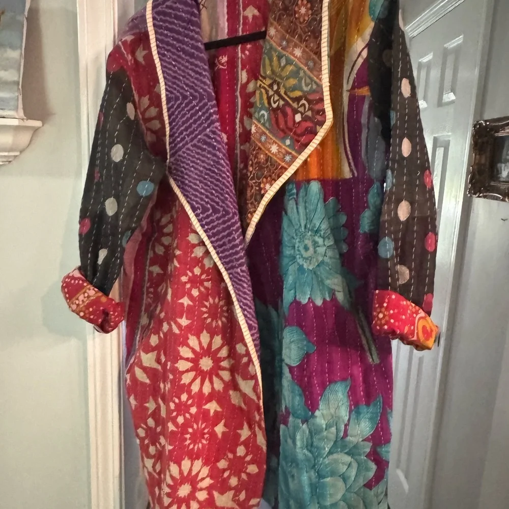 KANTHA Shacket - Picture 2 of 8